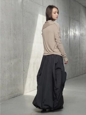 DARK BLUE & BEIGE DOUBLE SIDED DISTORTED BUBBLE SKIRT